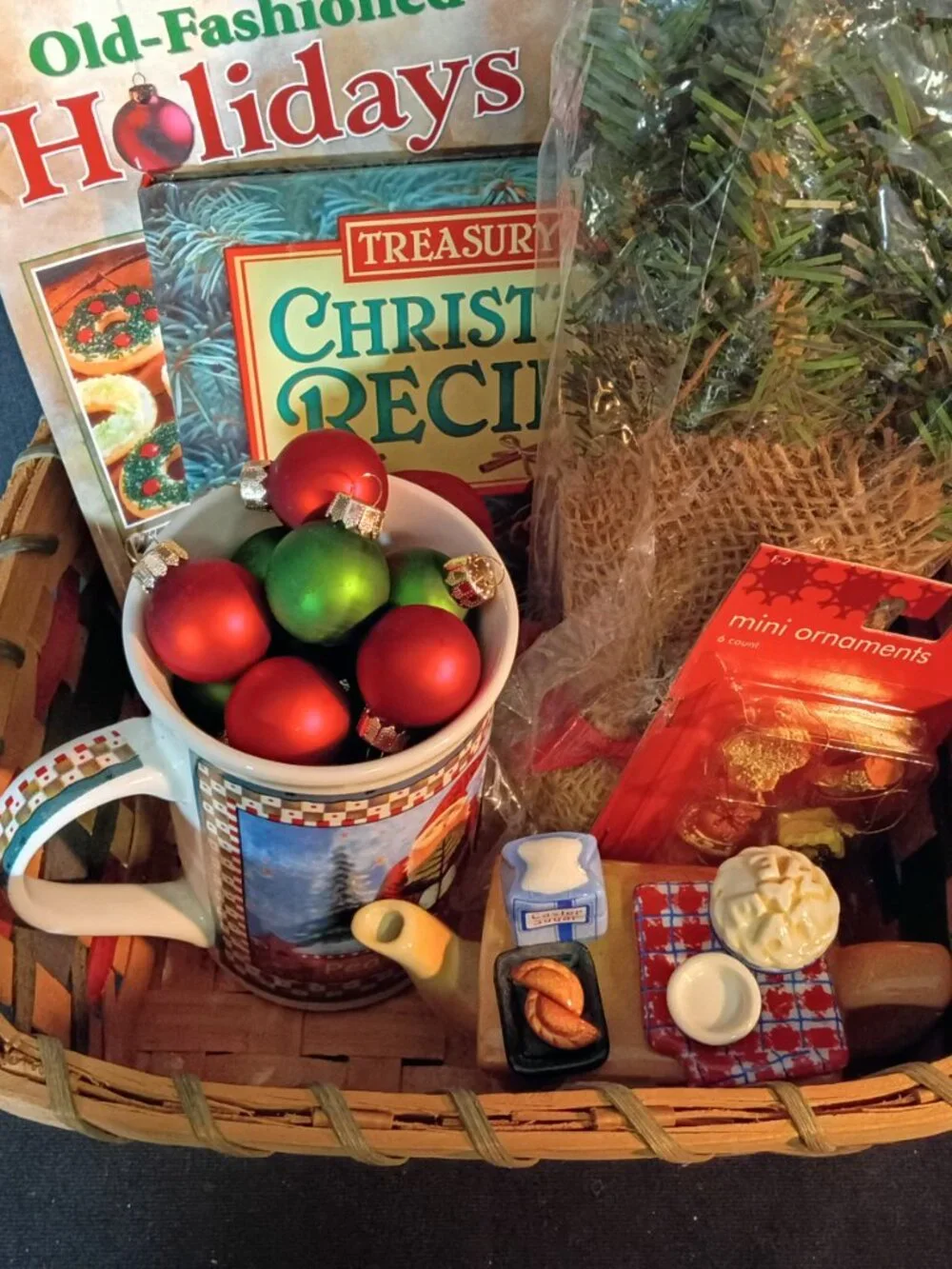 Christmas Baking & Holiday Gift Basket